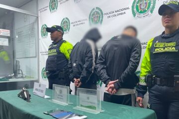 Capturan en Bosa a dos hombres tras robar un celular y huir en bicitaxi
