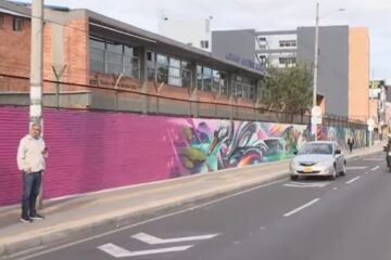 Estudiantes transforman puntos críticos de basura en Suba con murales de conciencia ambiental