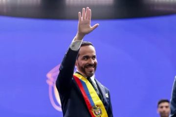 De la Espriella anuncia reforma tributaria y decreto de austeridad