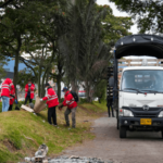 Desmontan siete cambuches y retiran 1,5 toneladas de residuos en Bogotá