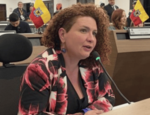 Concejal Donka Atanassova cuestiona medidas contra maestros en Bogotá