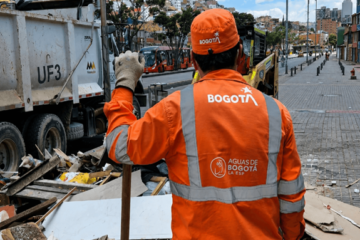 Más de 192 mil toneladas de residuos voluminosos y escombros salen de las calles de Bogotá