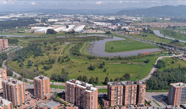 “Crecer sí, pero no así”: CAR respalda medidas del Gobierno para proteger la Sabana de Bogotá