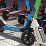 Gobierno pone en cintura la micromovilidad: nuevas reglas para patinetas, bicicletas y monociclos eléctricos