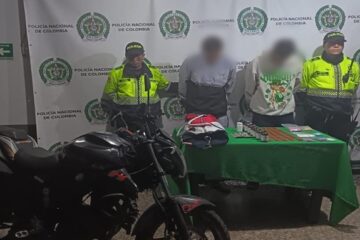 ¡La maleta los delató! Dos hombres fueron capturados con varias sustancias en Antonio Nariño