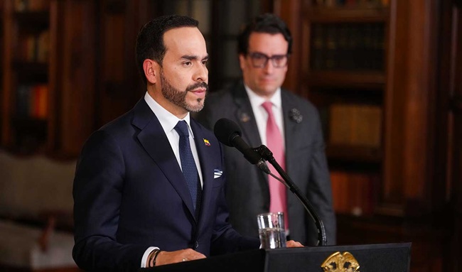 De la Espriella pide investigar corrupción del gobierno anterior