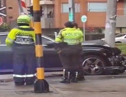 Siniestro vial en Usaquén: vehículo terminó contra un poste en la carrera 9 con calle 147