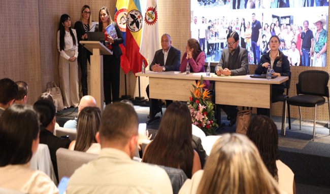 Víctimas de Cundinamarca reciben certificación del SENA