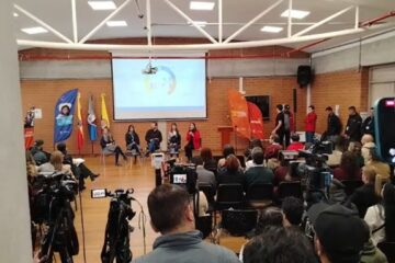 ¡Actualización! Bogotá establece nuevas reglas para el uso de celulares en los colegios: Juliana Rubiano.