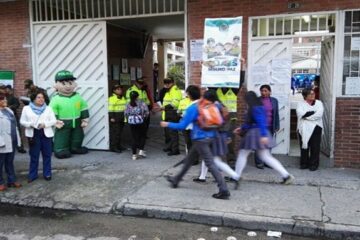 Suba fortalece seguridad alrededor de los colegios tras reunión entre autoridades y rectores