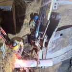 Acueducto avanza en reparación de red matriz en Suba: trabajan a seis metros de profundidad