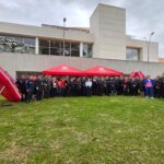 Ocho bomberos de Suba reciben la ‘Tingua de Oro’ por su labor en la emergencia de Cali y Pereira