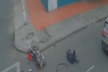 Accidente en Suba: buscan al conductor que habría huido tras atropellar a dos motociclistas