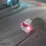 Vehículo blanco habría sido usado para cometer robo en Almendros, Suba; comunidad pide más seguridad