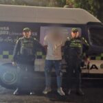 Capturan a presunto ladrón en TransMilenio con arma de fuego y prendas para cambiar de apariencia