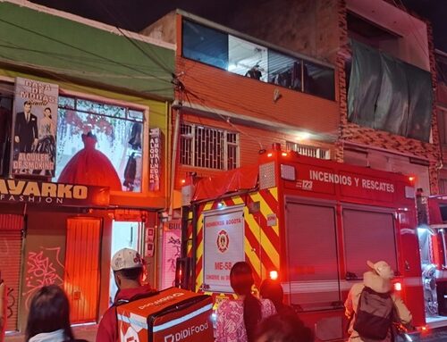 Alarma en La Gaitana: incendio en el tercer piso de una vivienda movilizó a cuatro máquinas de Bomberos