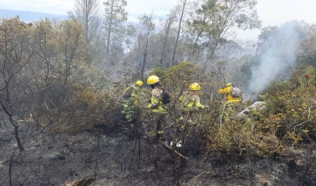 Incendio en Villa de Leyva y Chiquiza llega a su etapa final