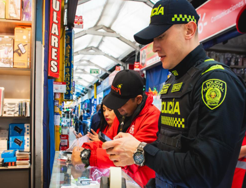 Operativo en establecimientos de Usaquén: siete locales cerrados, armas, licor y cigarrillos incautados