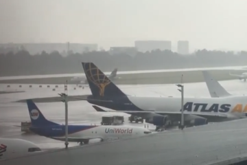 Fuerte tormenta obliga a suspender temporalmente vuelos en el aeropuerto El Dorado