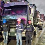 Se hicieron pasar por operarios del Metro para llevarse 11 rieles avaluados en $50 millones. Dos hombres fueron capturados.