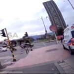 ¿Guerra del SOAT? Ambulancia habría puesto en riesgo a peatones en Suba