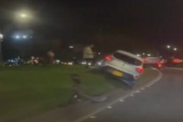 Accidente en la Autopista Norte con calle 115 en Suba: vehículo terminó sobre el separador