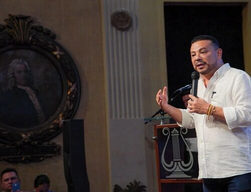 Alexander Castro presenta propuesta para impulsar distritos culturales, deportivos y turísticos en Ibagué