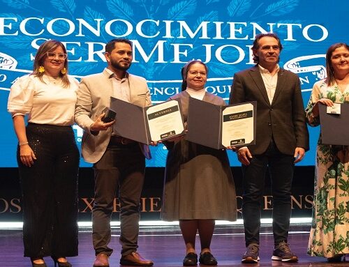 Ser Mejor 2026 reconoce experiencias que transforman la educación en Medellín