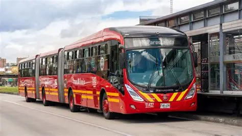 Nuevas rutas de TransMiZonal conectan barrios del norte y sur con TransMilenio