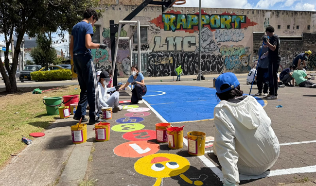 Barrios Unidos recupera cancha del canal Río Negro