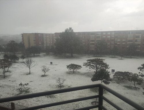 Fuerte granizada sorprendió a Bogotá y generó afectaciones en varias localidades