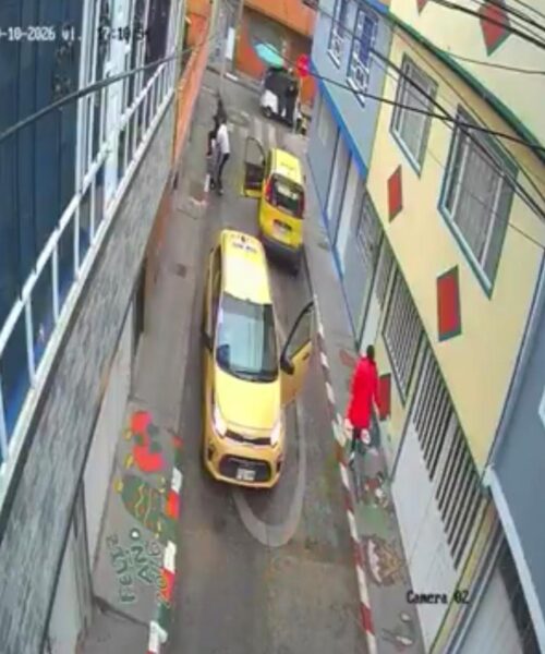 Un roce entre taxis terminó a golpes en Kennedy Pelea quedó grabada en video