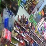 VIDEO | Empleado se enfrentó a dos ladrones armados en supermercado de Suba Tuna Alta