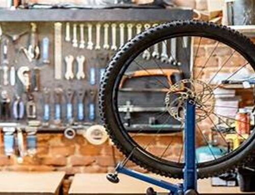 Inseguridad en Usaquén: tres delincuentes robaron un local de bicicletas en Bogotá
