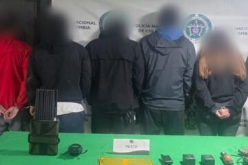 Capturan a cinco personas tras robar una camioneta en el norte de Bogotá