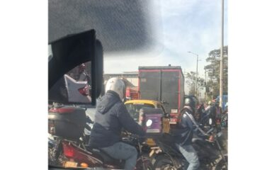 Reportan semáforos fuera de servicio y fuertes trancones en la calle 153 con avenida Boyacá