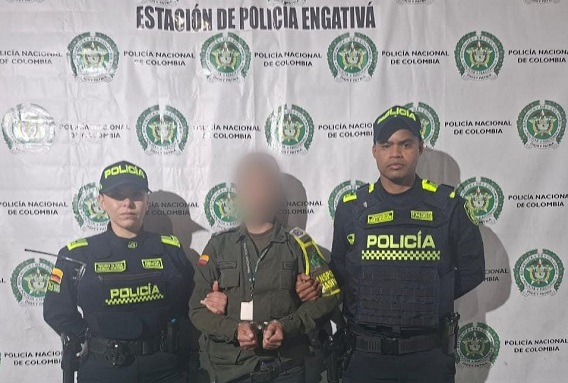 Se vestía como policía, pero no pertenecía a la institución: capturado en Engativá.
