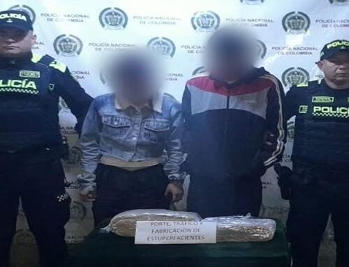 ¡Iban en taxi con más de dos kilos de marihuana! Pareja fue capturada en Santa Fe, Bogotá.