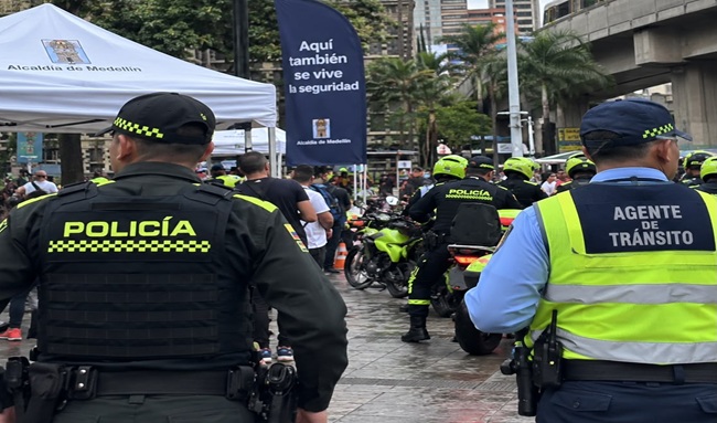 Medellín despliega más de 500 uniformados para blindar Halloween