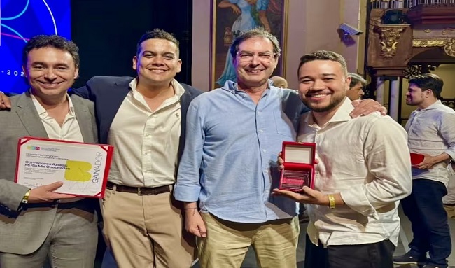Medellín recibe premio nacional por recuperar quebradas.