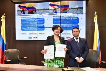 Los dos proyectos que radicó la senadora Isabel Zuleta