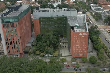 Más de 36.000 personas se formaron en el Centro de la Cuarta Revolución Industrial de Medellín