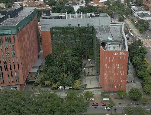 Más de 36.000 personas se formaron en el Centro de la Cuarta Revolución Industrial de Medellín