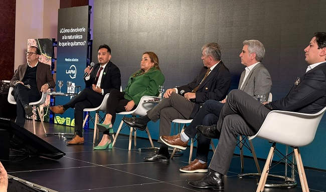 Expertos y exministros respaldan nuevas compensaciones ambientales de la CAR