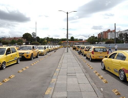Terminal de Transporte moderniza zona de taxis con tecnología y seguridad
